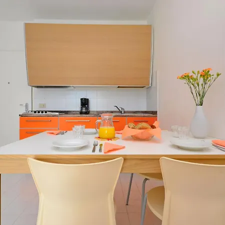 Apartment Adorable With Pool Lignano Sabbiadoro